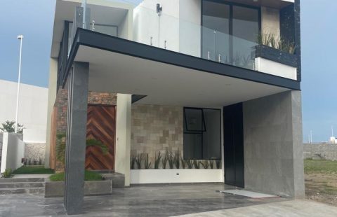 Residencia en venta en Paraíso Marina